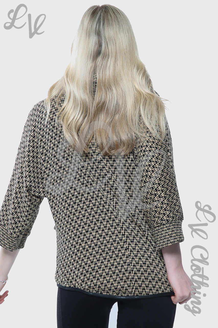 Dames Trui met Colkraag en Hondentandprint Tan Stukprijs € 10,99