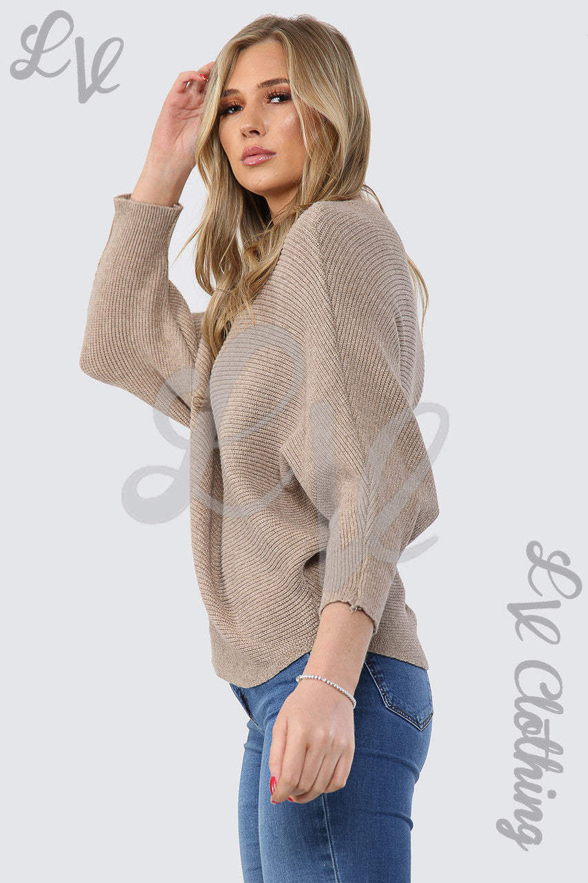Dames gebreide trui met vleermuismouwen taupe Stukprijs €14,99