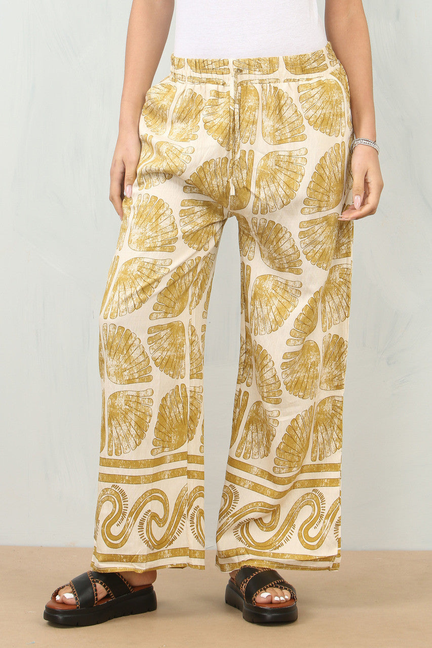 BEDRUKTE BROEK MET SCHELPEN - MOSTERD