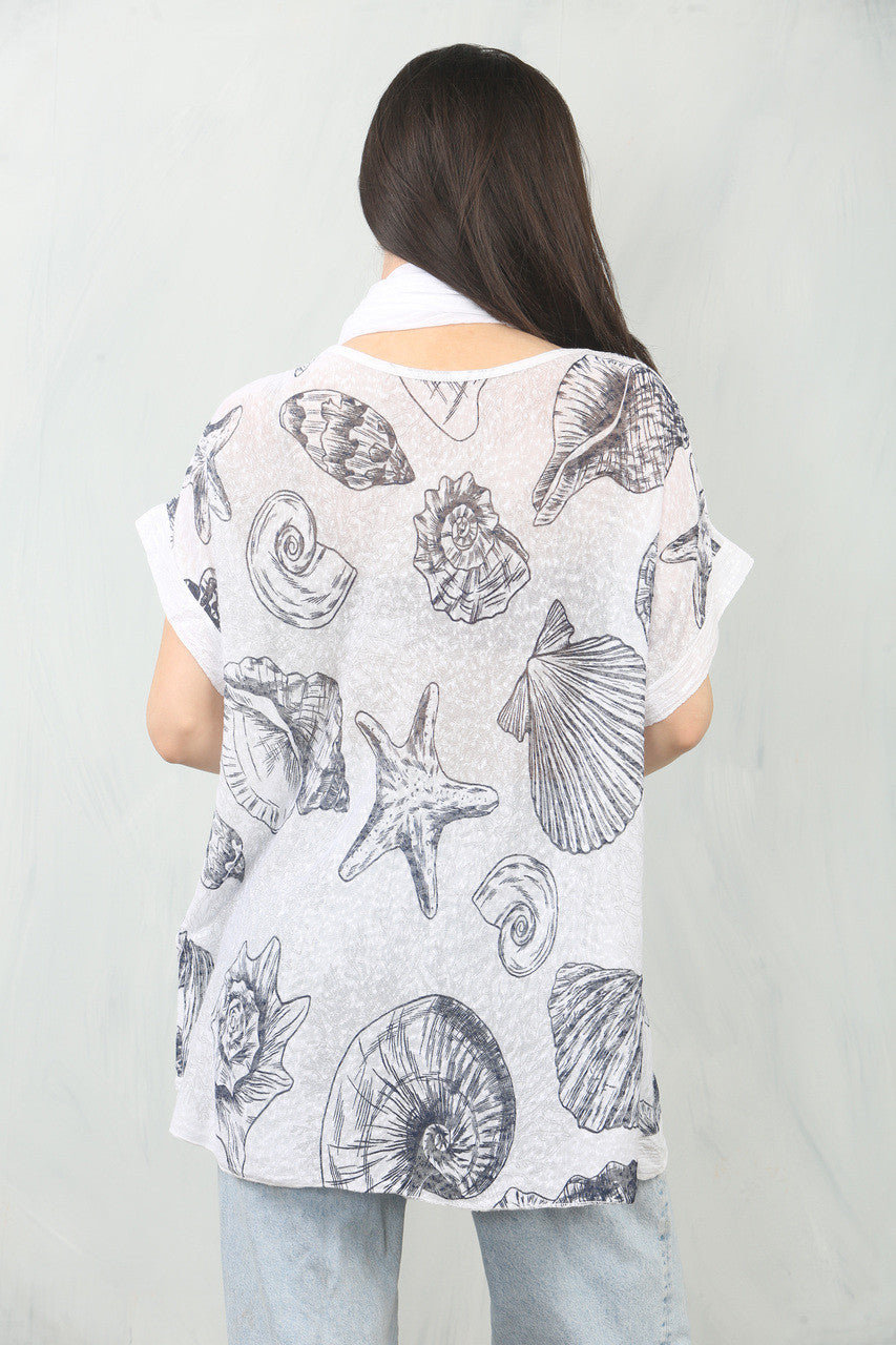 TOP MET SJAAL EN NAUTISCHE SCHELPENPRINT - WIT