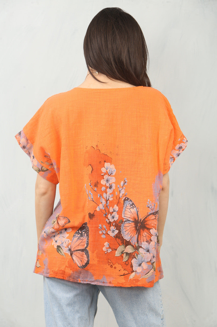 TOP MET VLINDERBOORDPRINT - ORANJE
