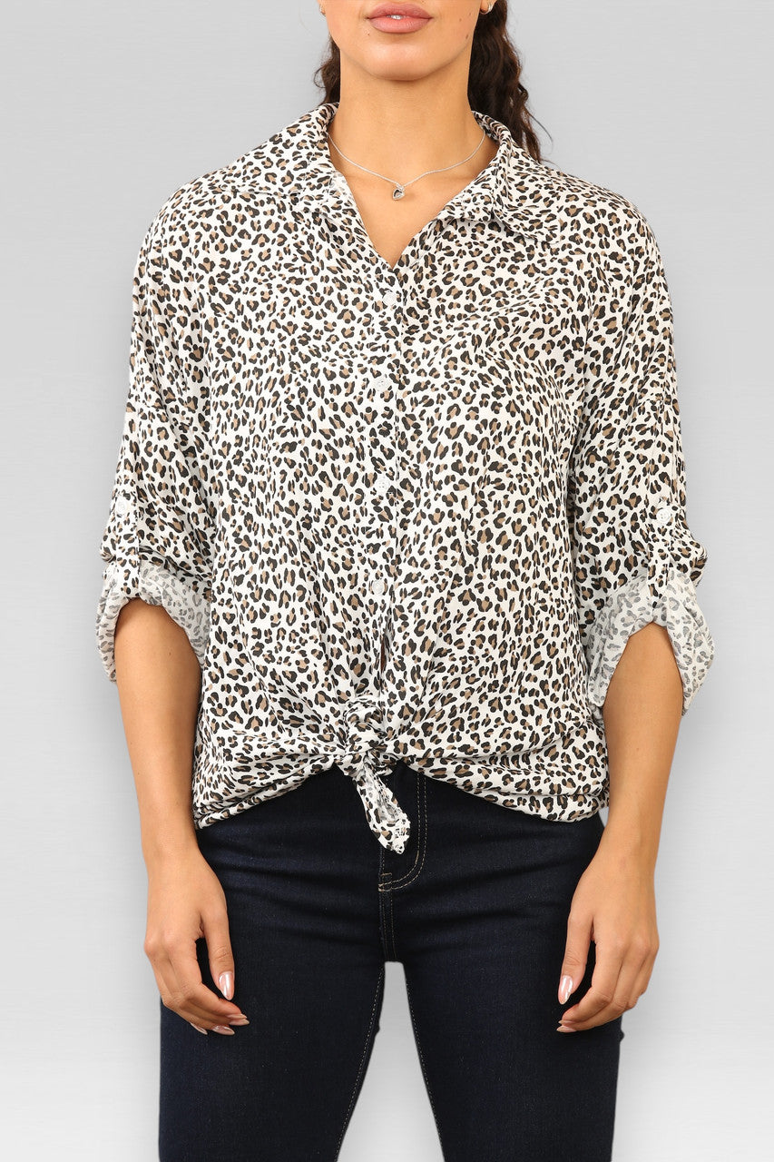 WIT BLOUSE MET PANTERPRINT EN STROPDASVOORPAND
