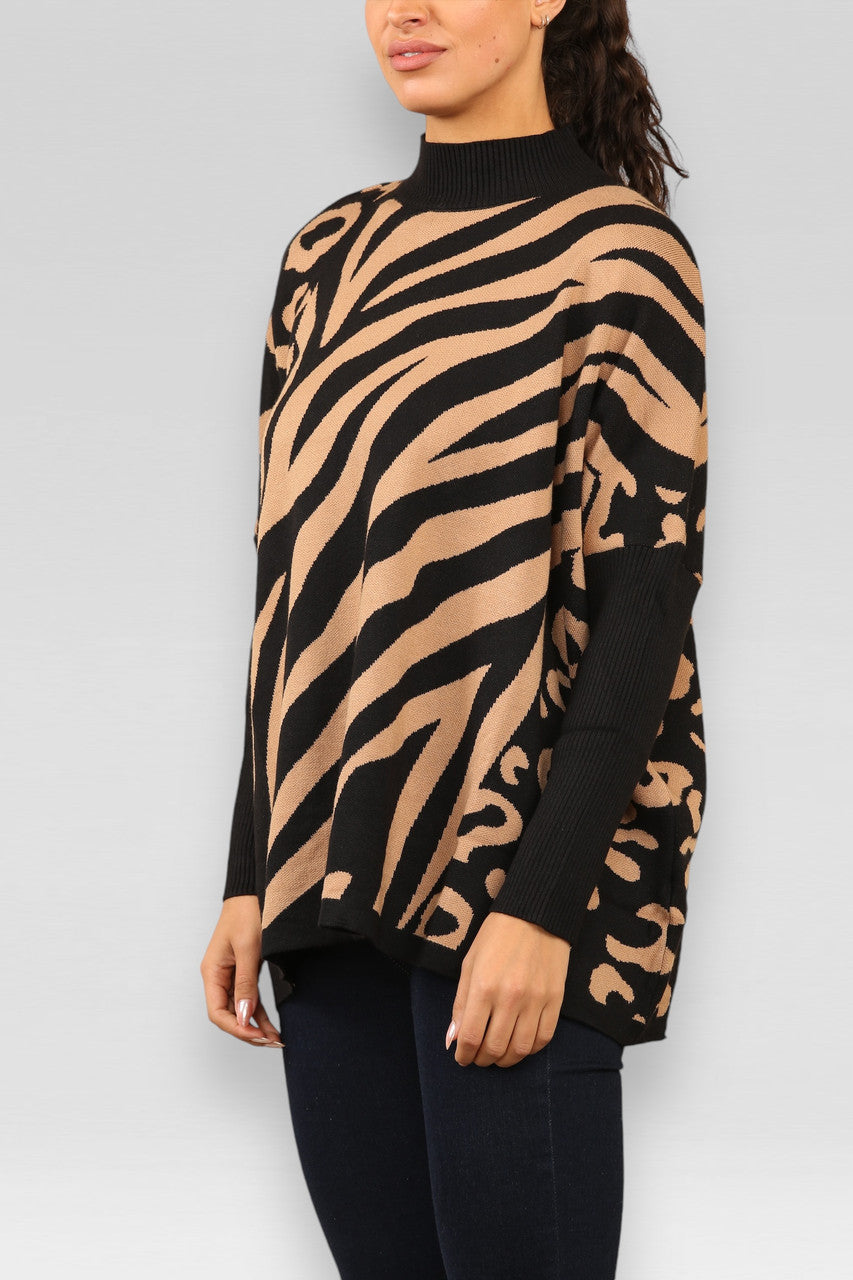 TRUI MET DIERENPRINT EN HOGE HALS TAN/ZWART