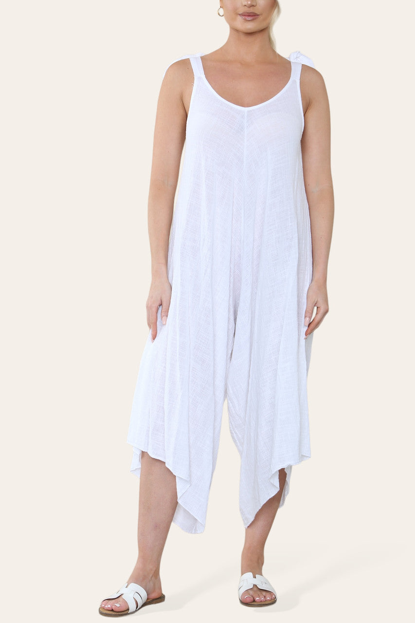 WITTE KATOENEN JUMPSUIT MET STRIKJES OP DE SCHOUDER