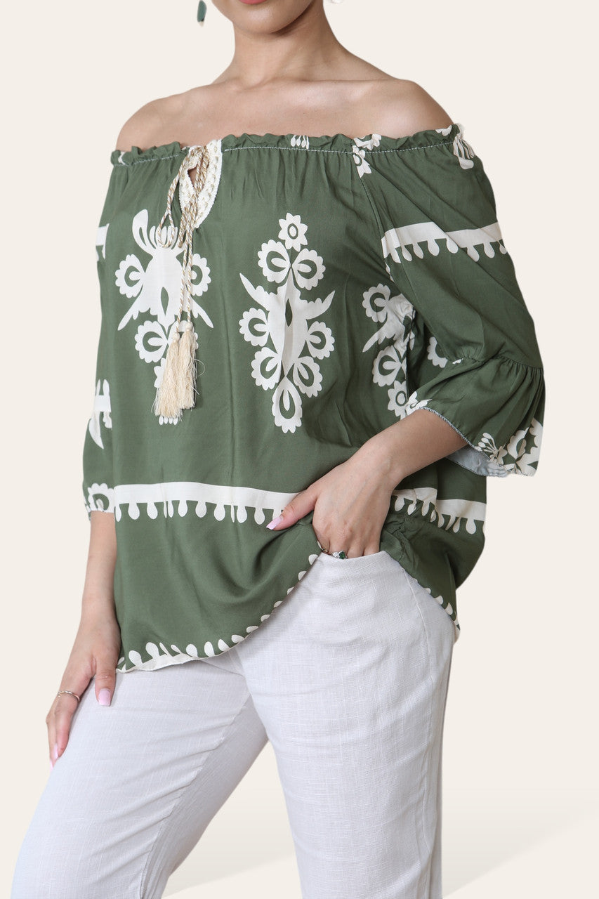 BEDRUKTE TOP MET ROPE TASSEL EN BARDOT-HALS BEIGE