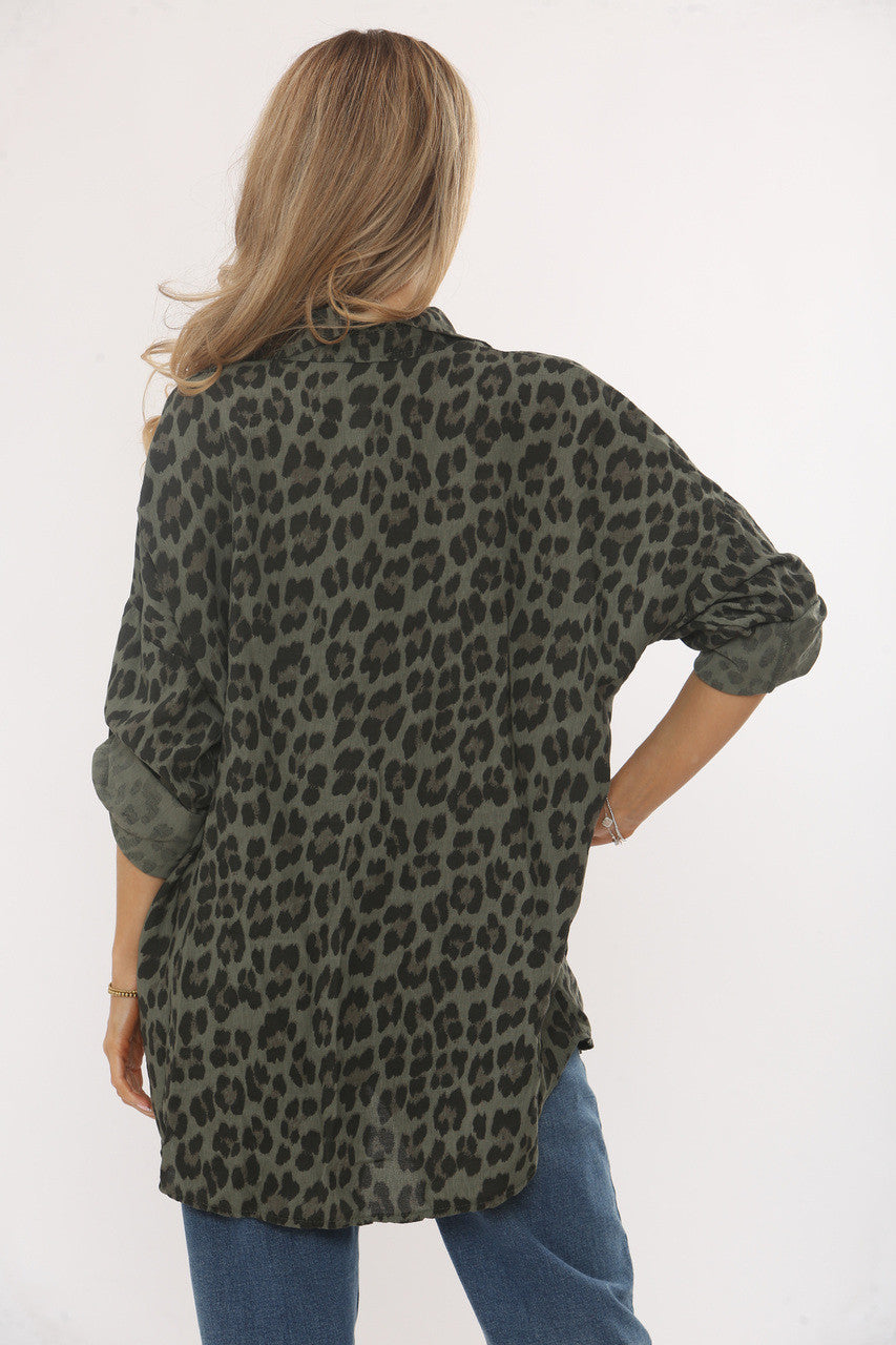 LUIPAARDPRINT BLOUSE MET KNOPENSLUITING - KAKI