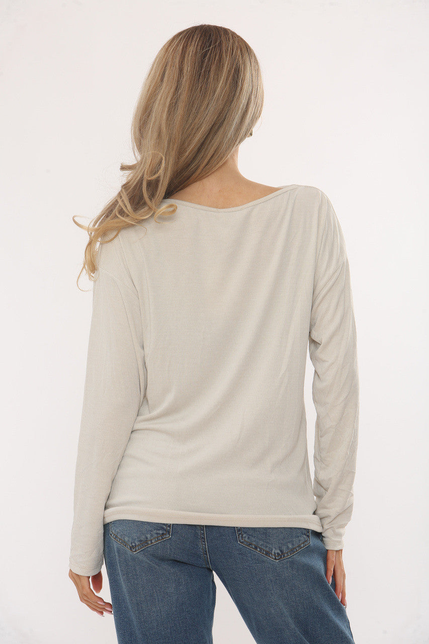 BOVENSTUK MET GOUDKLEURIGE DETAILS EN PLOOIEN - BEIGE