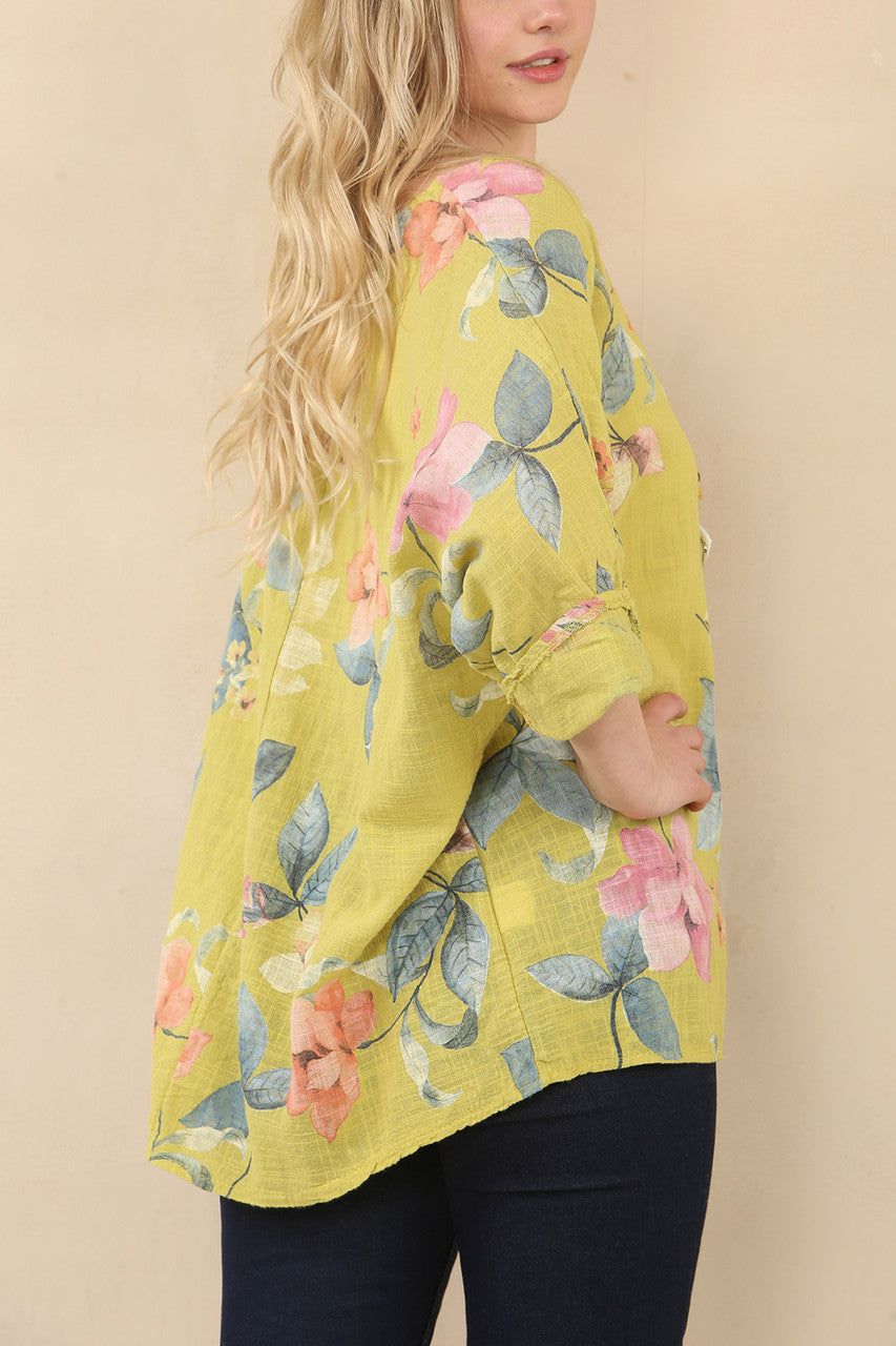 TOP MET BLOEMENPRINT - MOSTERD