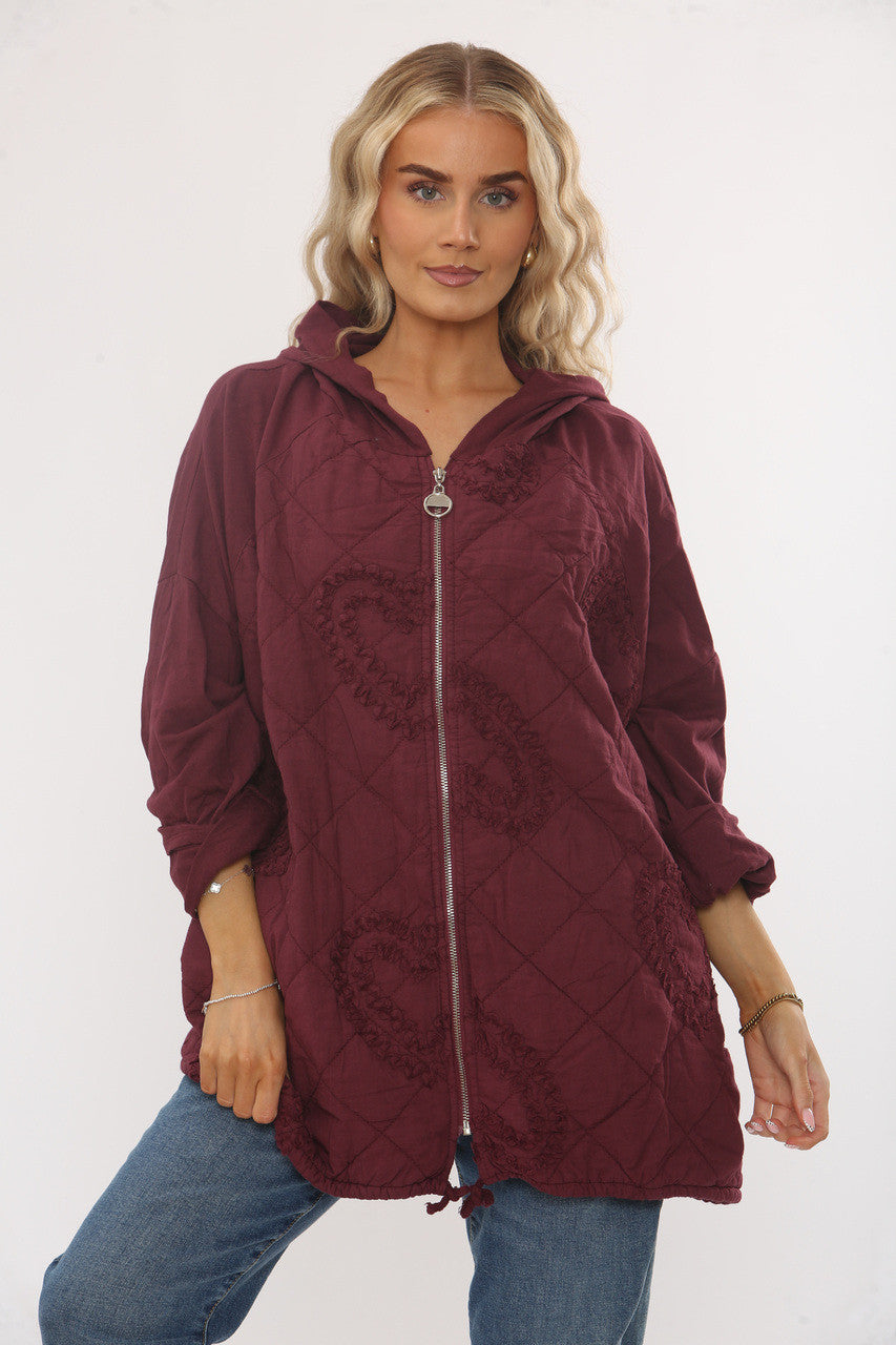 QUILTED HEART DETAIL HOODED JACKET - WINE