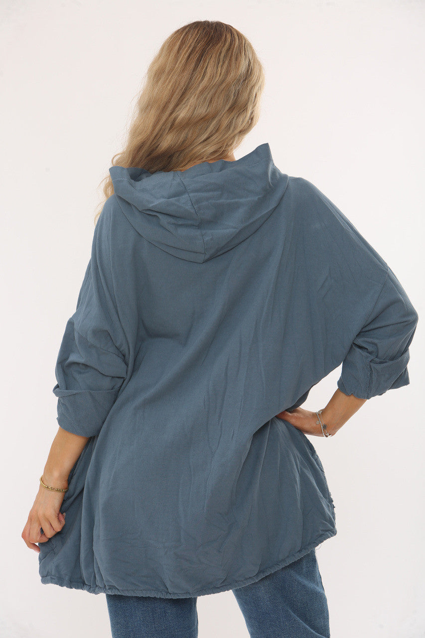 GEWATTEERD JASJE MET HARTJESDETAIL EN CAPUCHON - DENIM