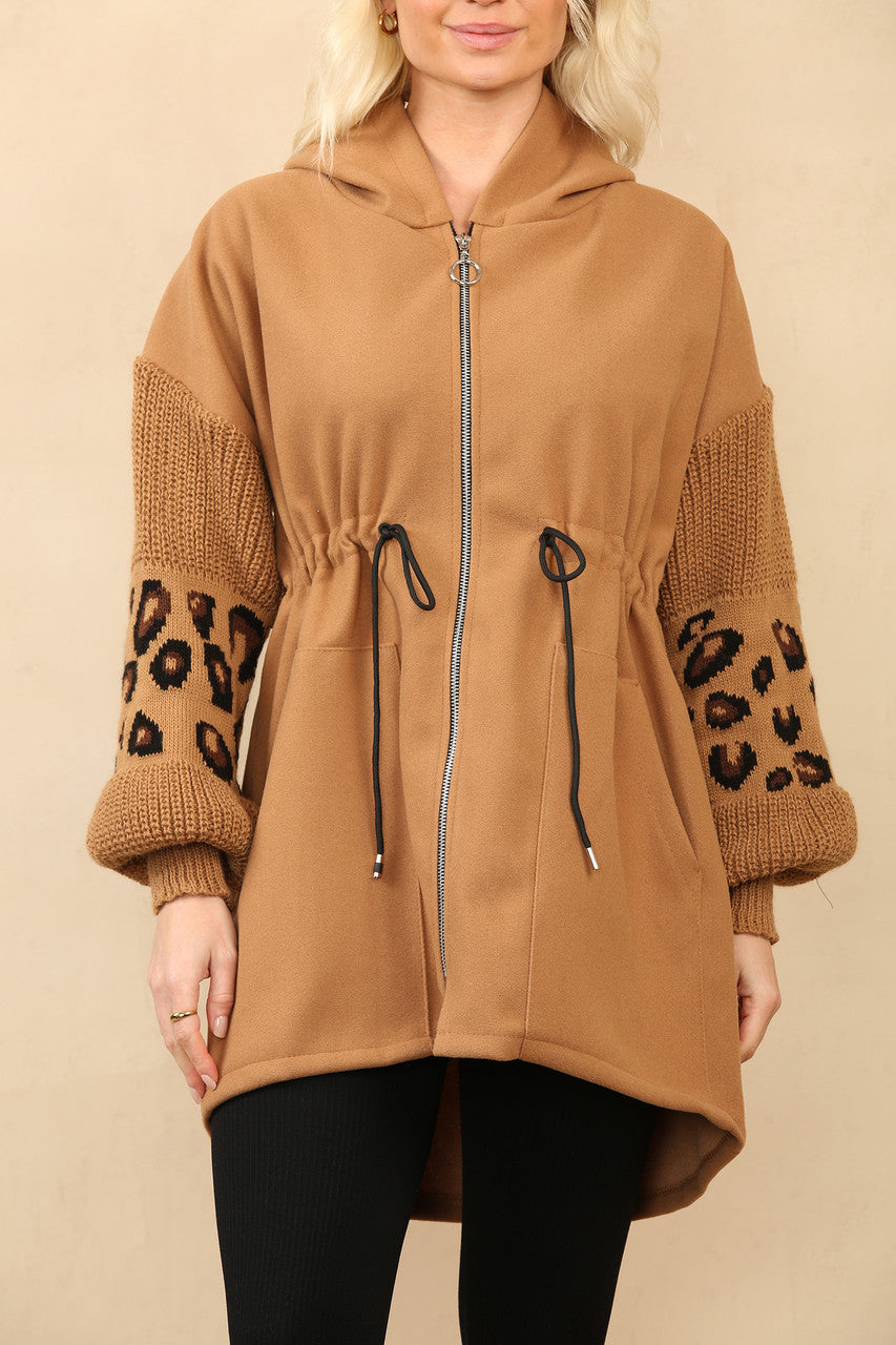 HOODED JAS MET TRICOTMOUWEN MET LEOPAARDPRINT - TAN