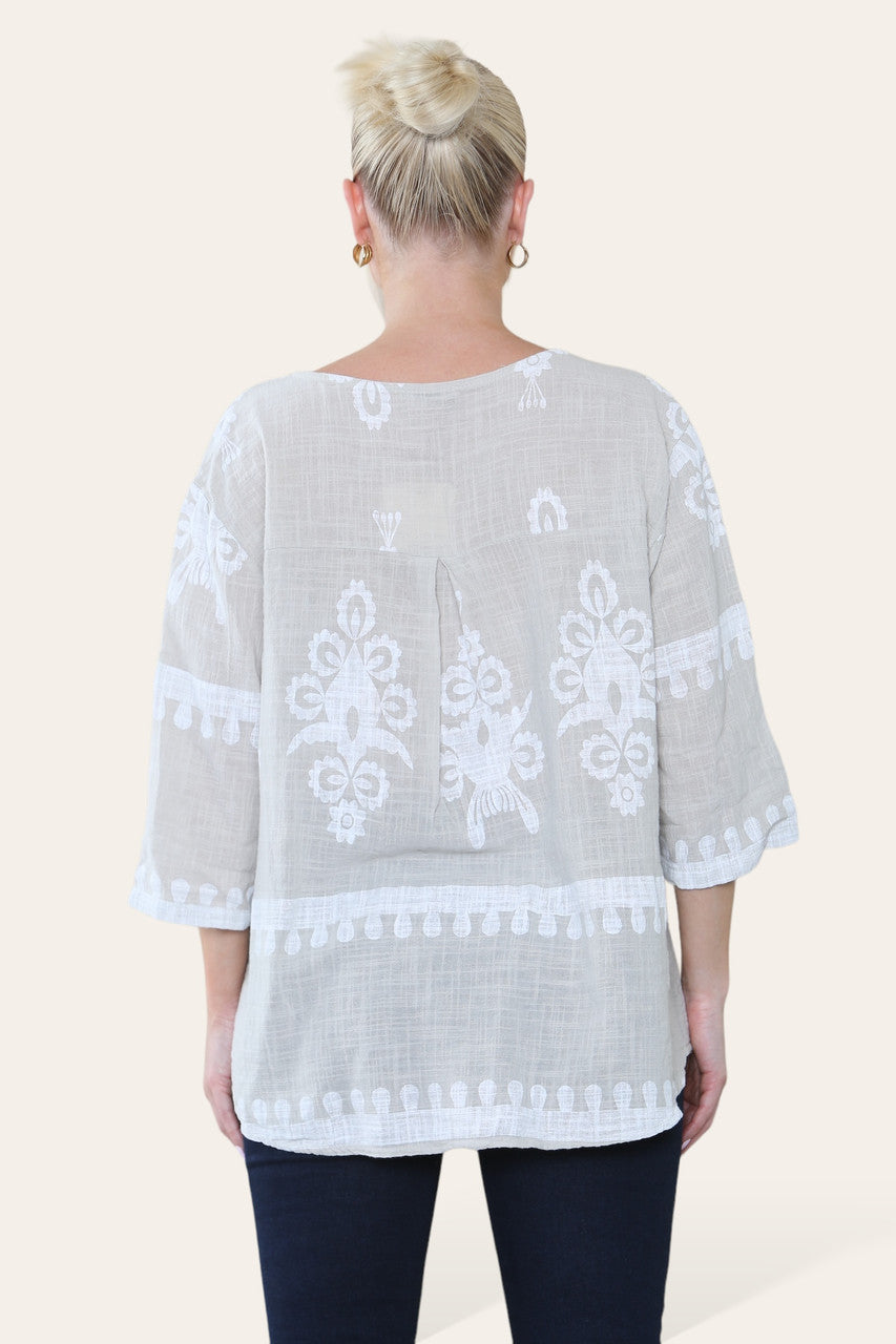 PAISLEY PRINT GRANDAD COLLAR BUTTON FRONT TOP STEENKLEURIG