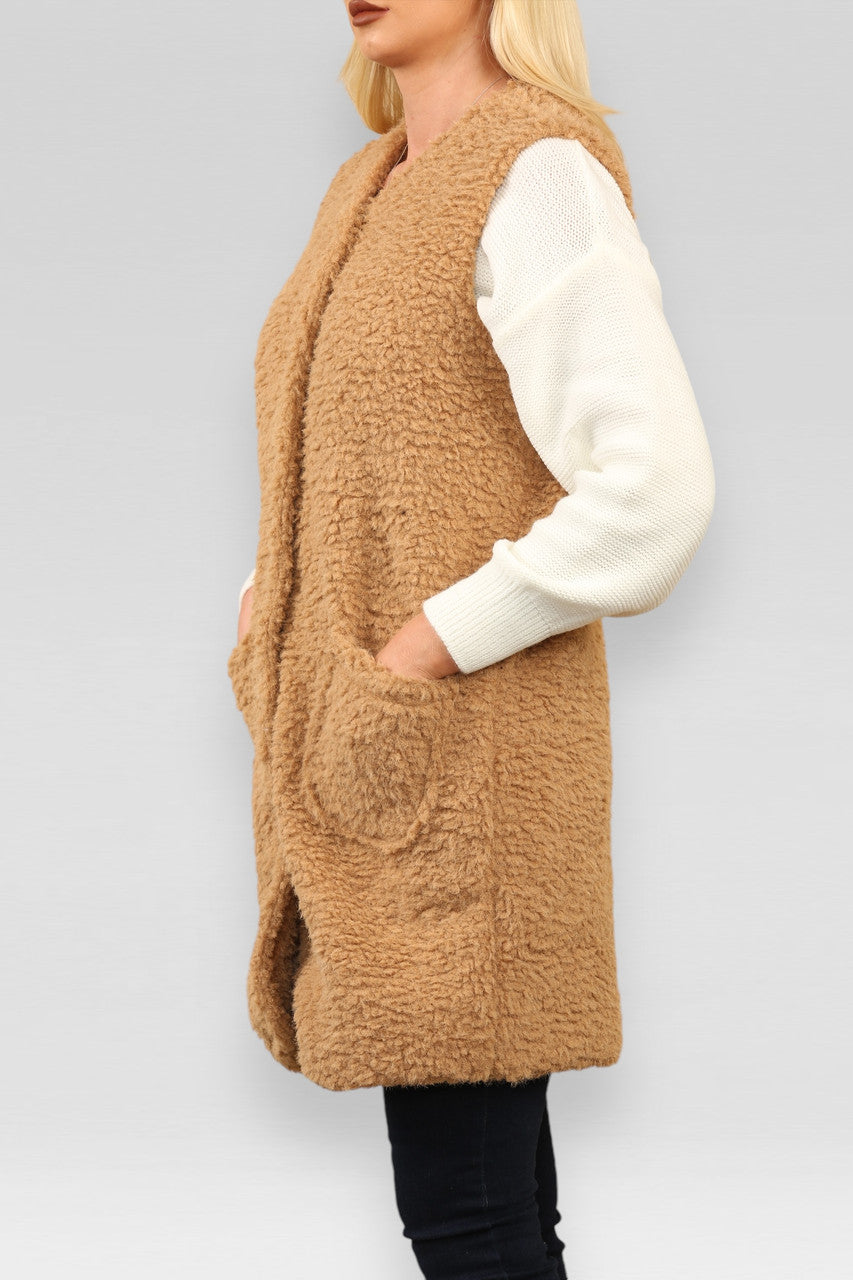 TEDDY BUTTON & ZAK DETAIL GILET TAN