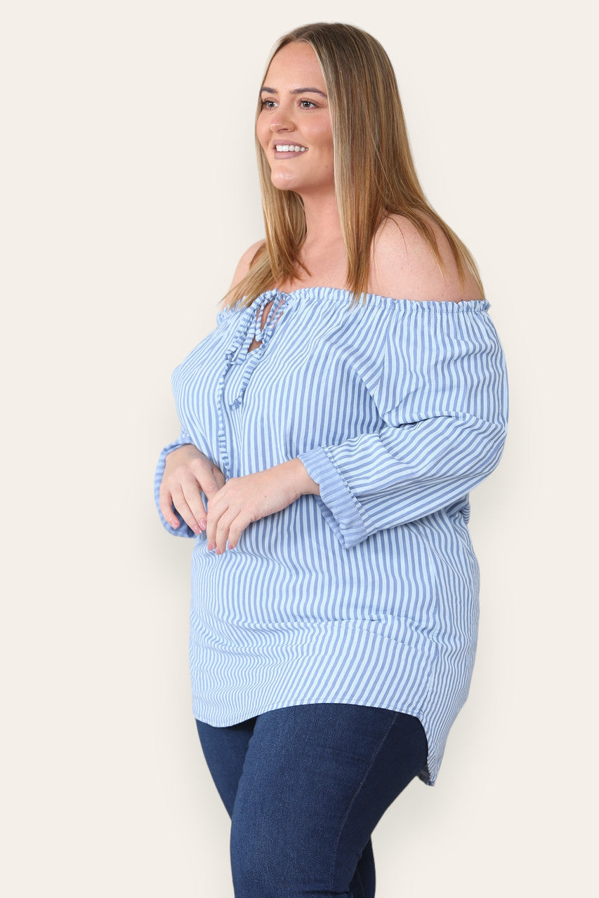 GESTREEPTE BARDOT TOP MET STRIKSLUITING VAN DENIM