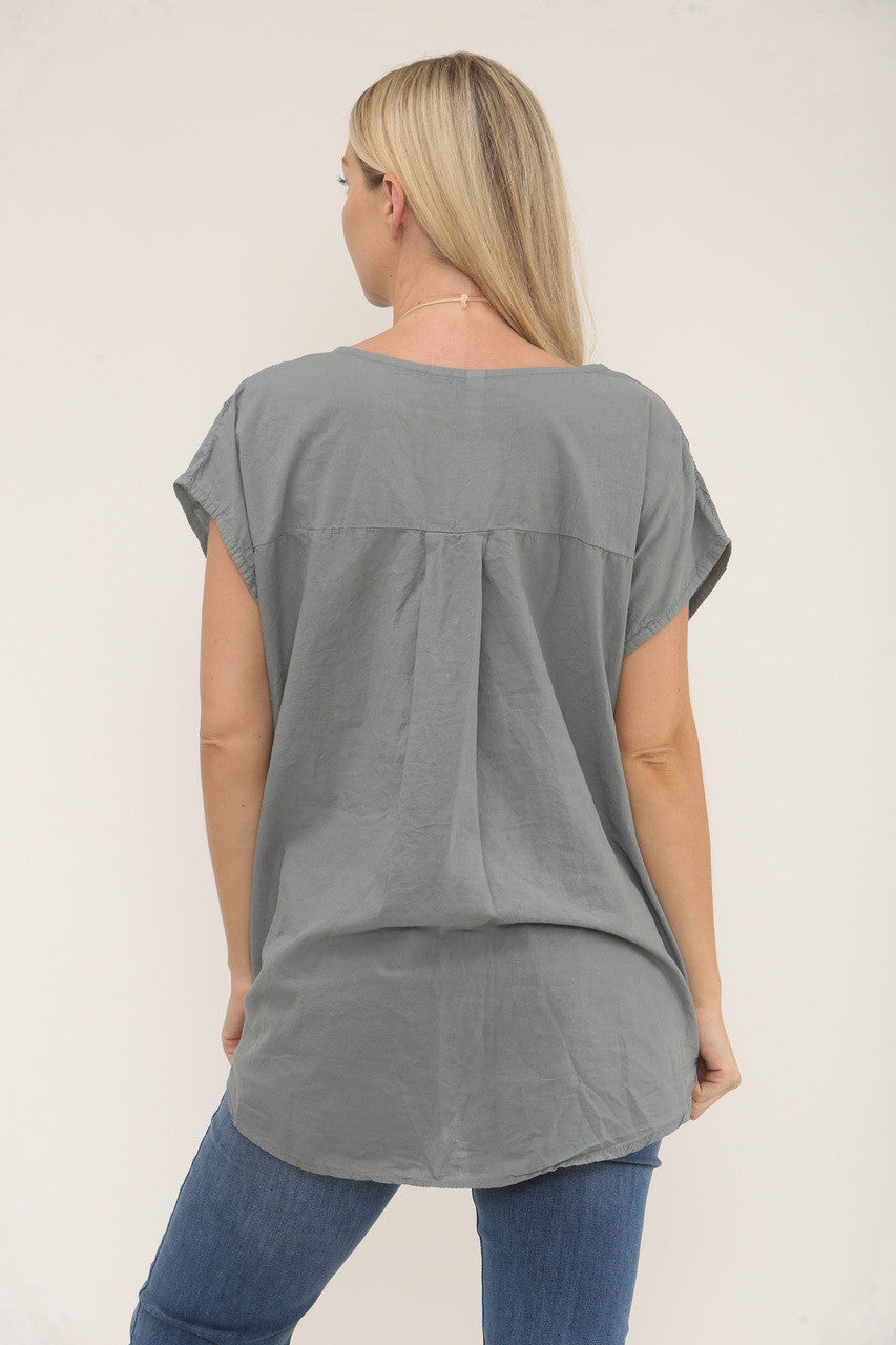 FLOWER EMBROIDERY TEXTURED TOP - STEEL GREY