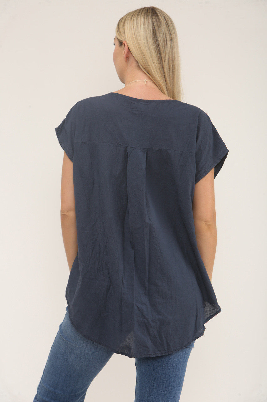 FLOWER EMBROIDERY TEXTURED TOP - NAVY