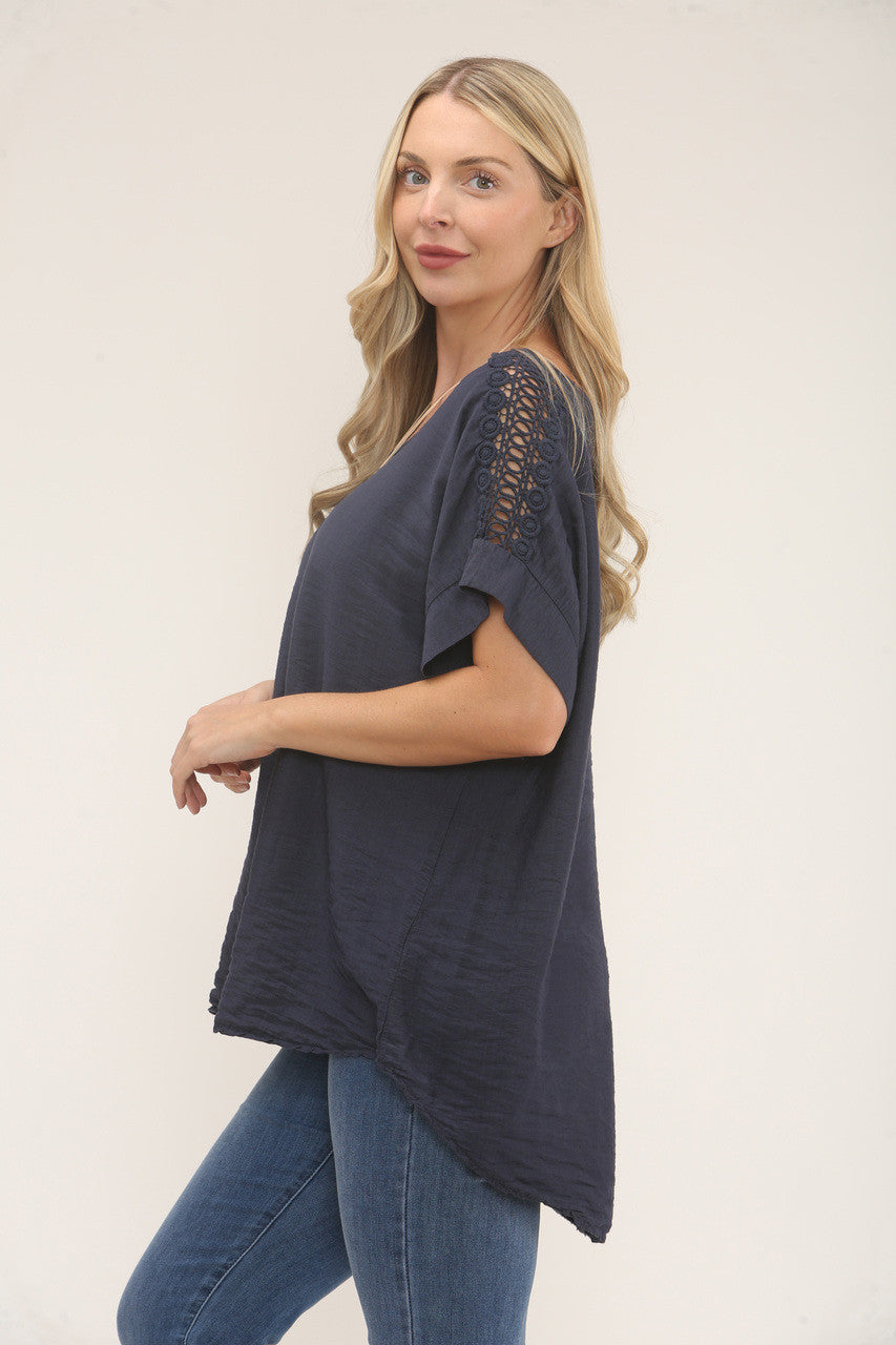GEHAAKTE TOP MET TEXTUUR EN MOUWEN - MARINEBLAUW
