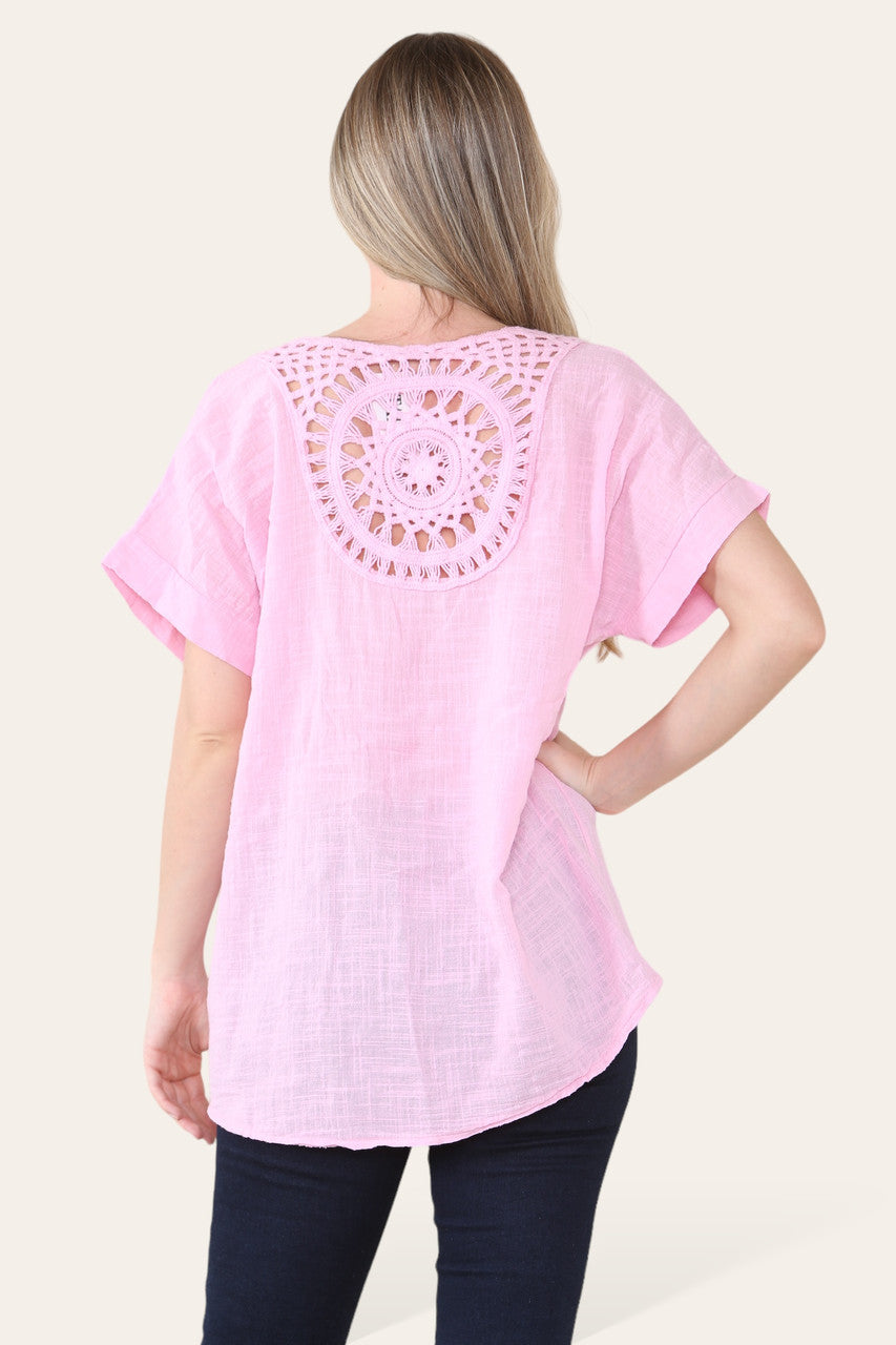 GEHAAKTE DETAIL ACHTERKANT TOP ROZE