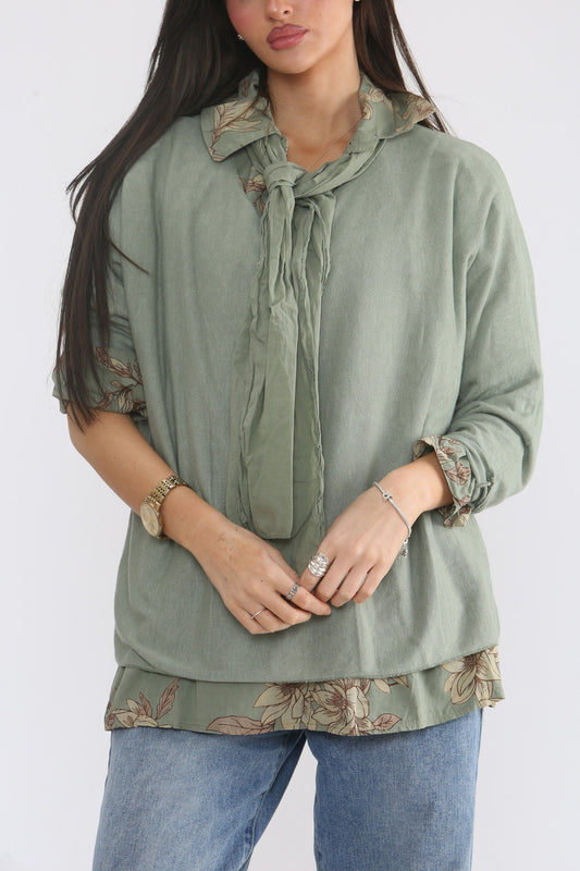2-IN-1 FLORALE BLOUSE MET TRUI EN SJAAL - KHAKI