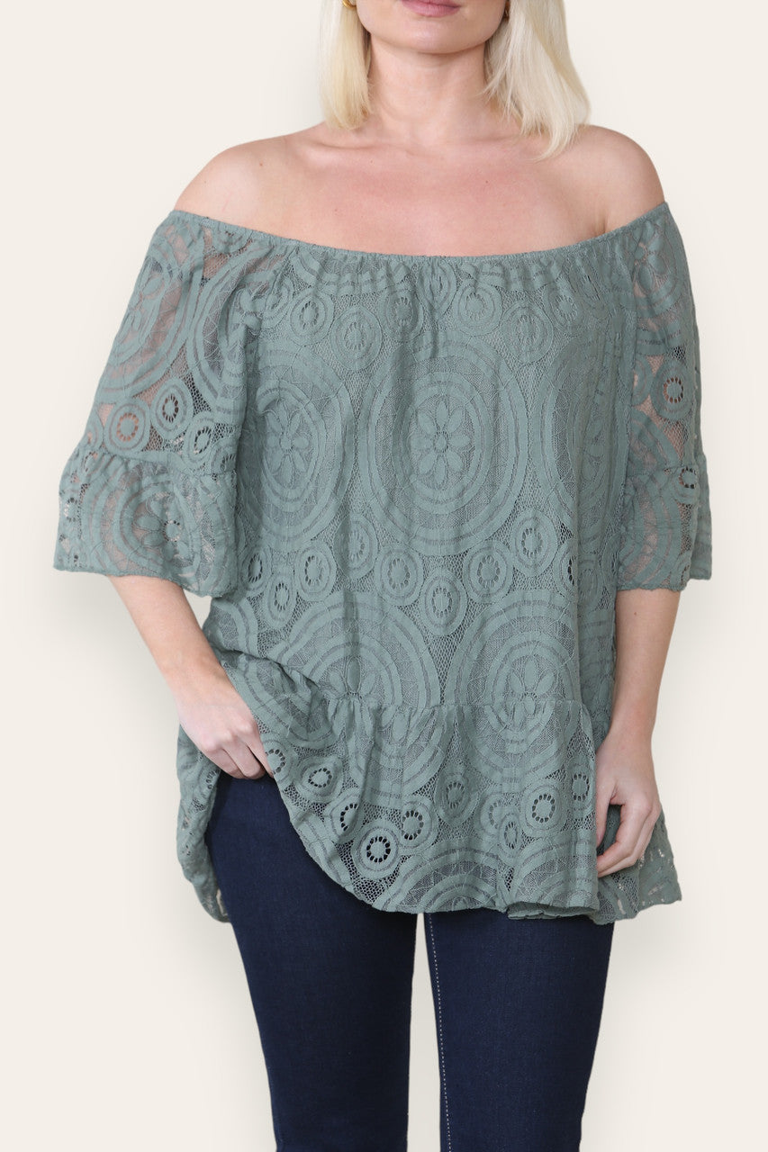 Kopie van LACE DISK PATTERN BARDOT TOP KHAKI