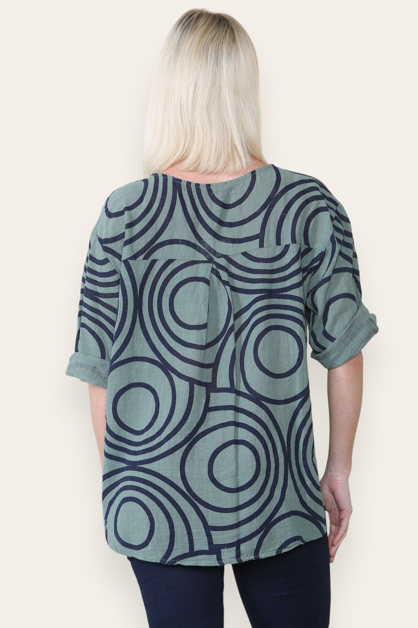 TOP MET GRANDAD-KRAAG, KNOPEN EN Cirkelwervelprint, KHAKI