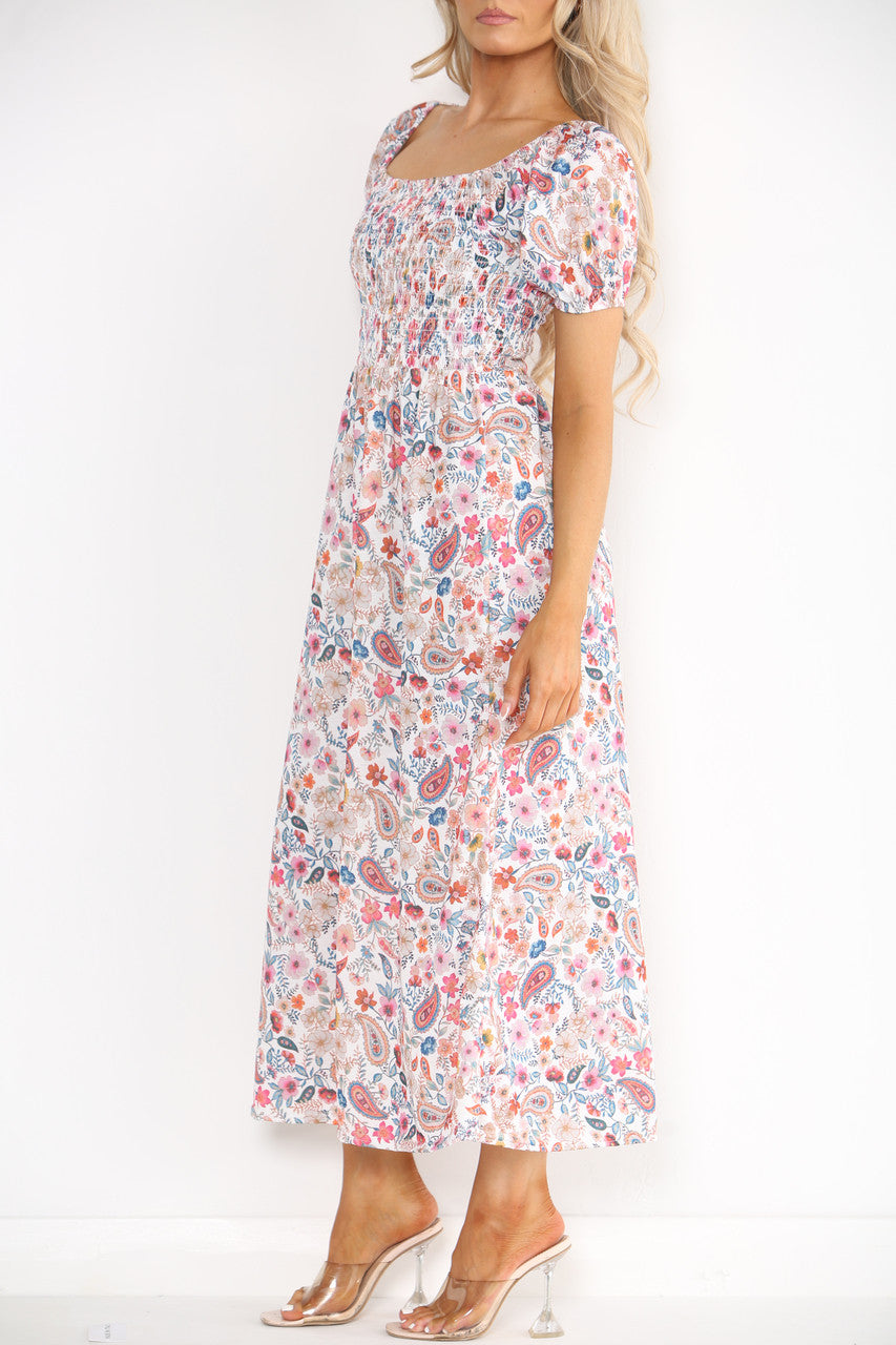 Damesjurk met gesmokte bloemen en paisleyprint wit