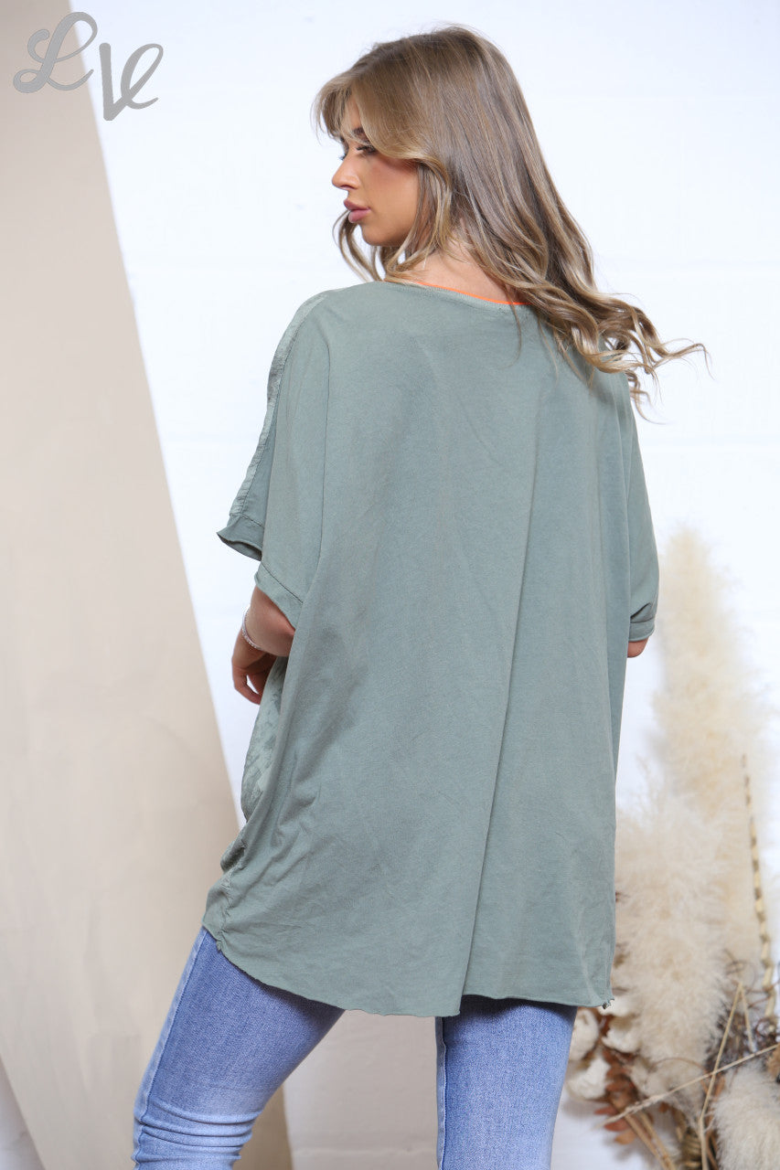 Dames Top met Krasprint Khaki