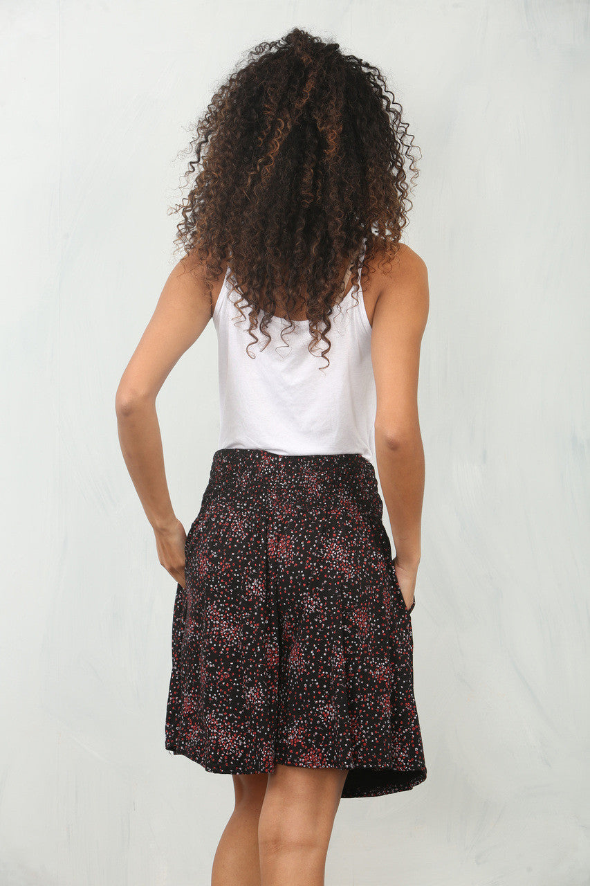 DITSY FLORAL PRINT ELASTICATED WAISTBAND SKORTS RED FLOWER