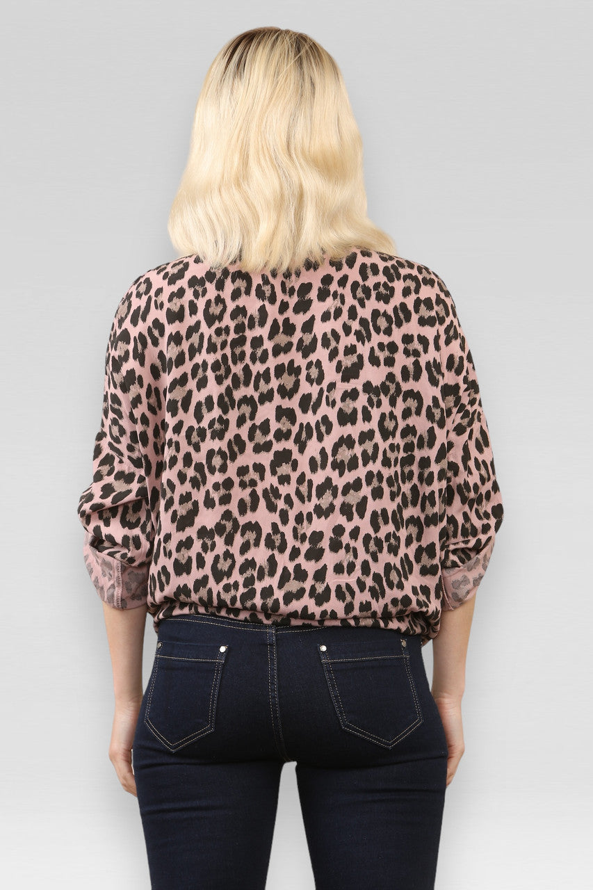 BLOUSE MET LUIOPAARDPRINT EN STRIKROK ROZE
