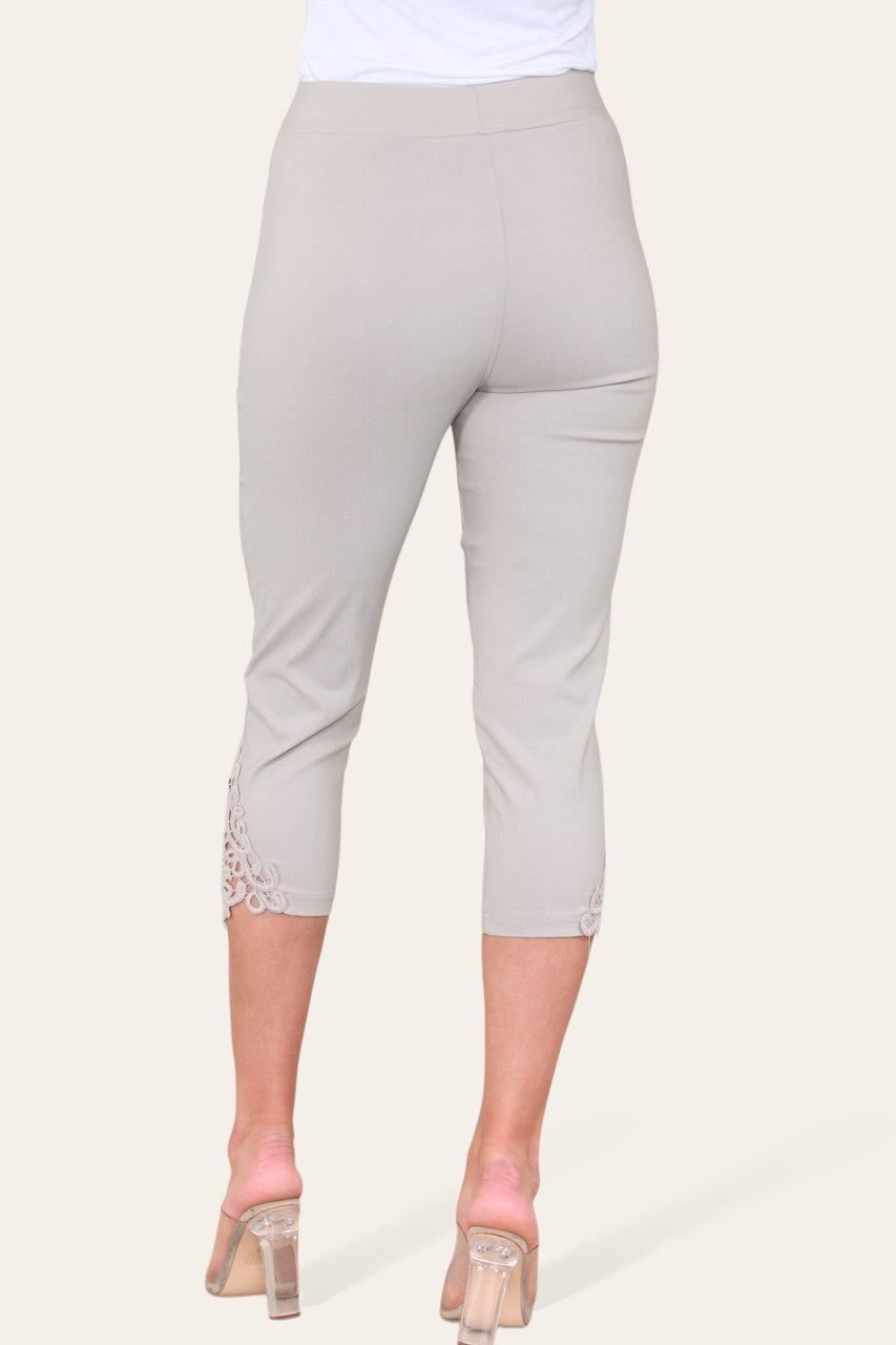STRETCH LACE HEM CAPRI TROUSER LEGGINGS - STONE