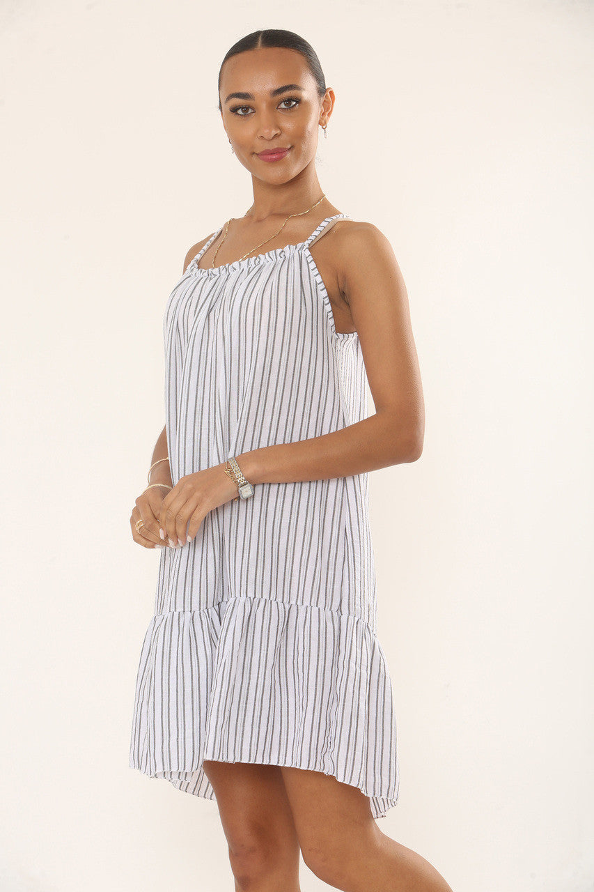 GESTREEPTE JURK MET RUFFLES - WIT/ZWART