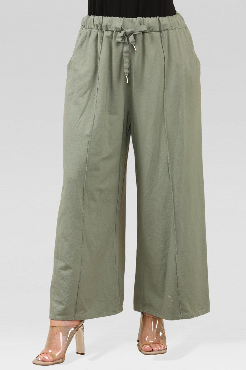 JOGGINGBROEK MET BREDE PIJPEN KHAKI
