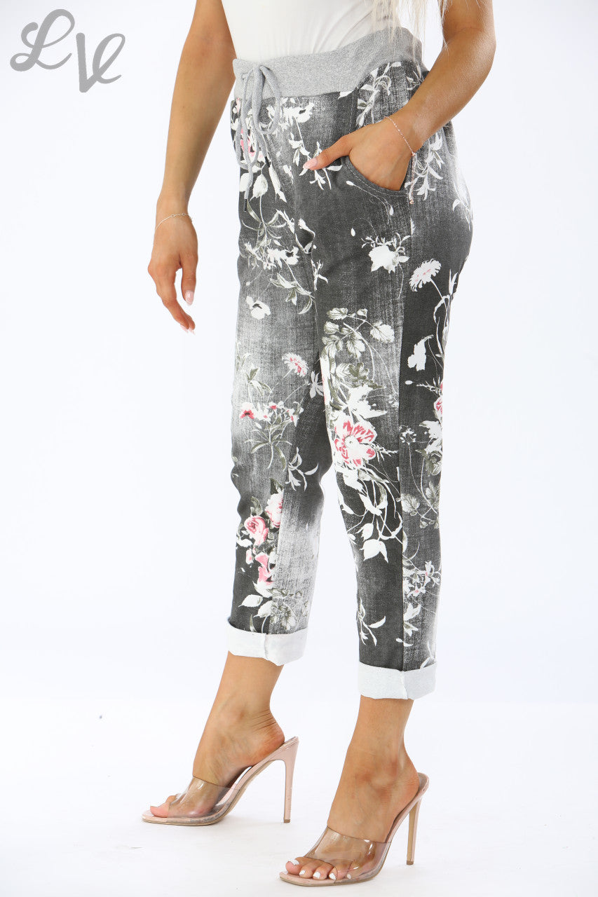 JOGGINGBROEK MET BLOEMENPRINT - GRIJS