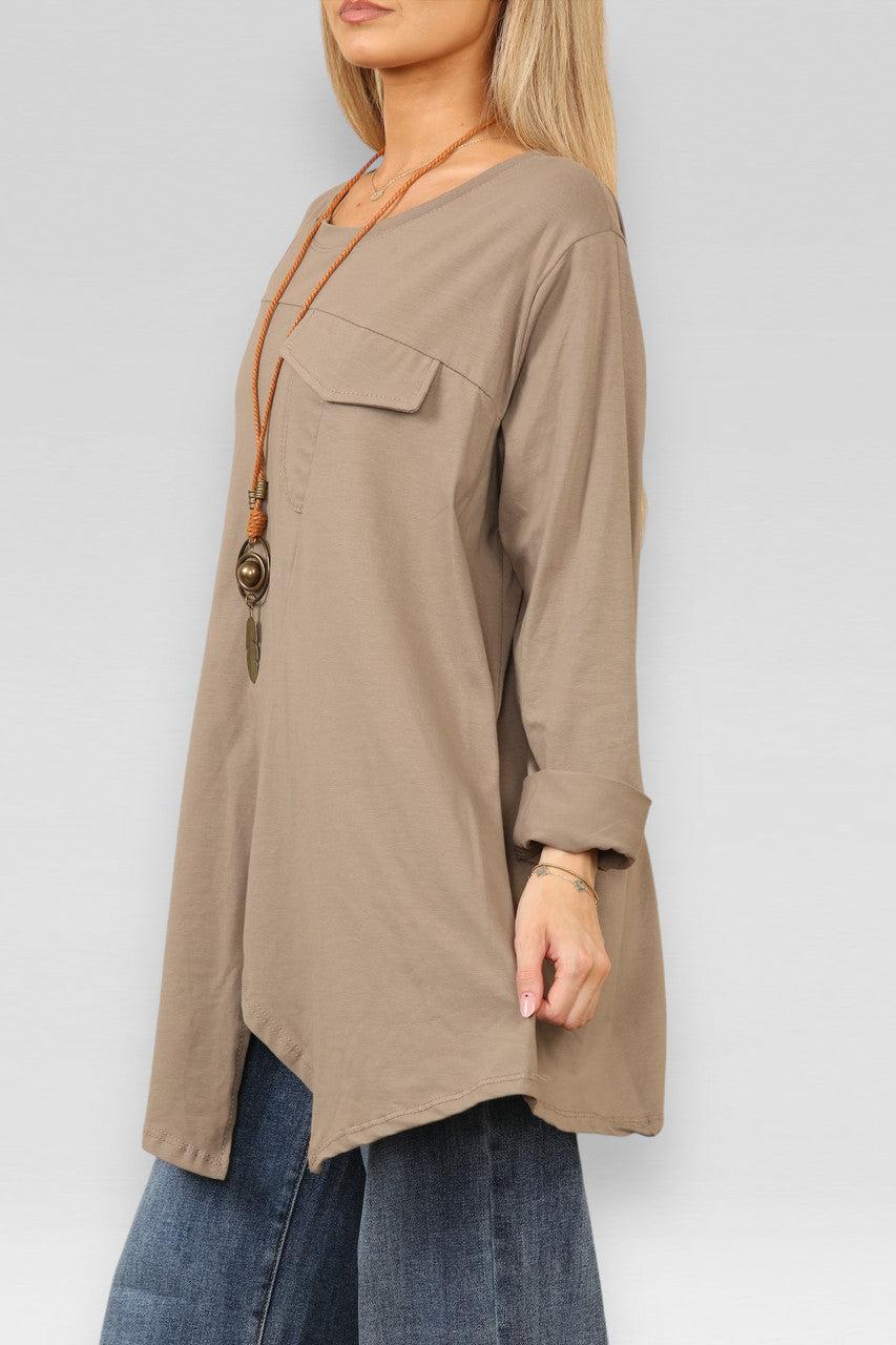 POCKET CUT OUT DETAIL TOP WITH NECKLACE TAUPE