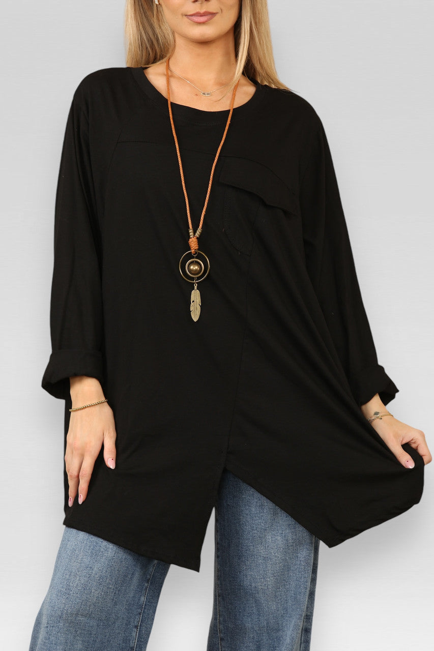 TOP MET UITGESNEDEN ZAKDETAIL EN HALSBAND ZWART