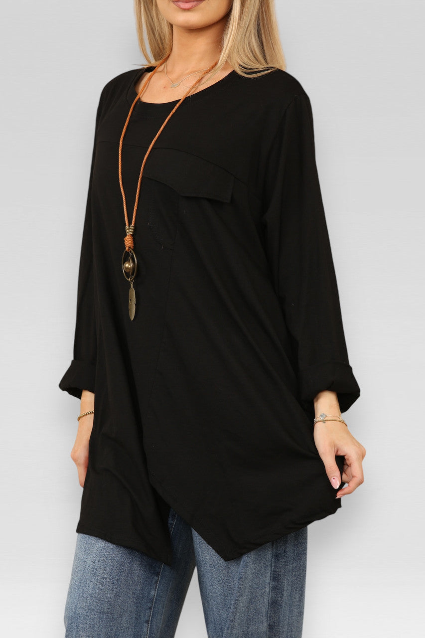 TOP MET UITGESNEDEN ZAKDETAIL EN HALSBAND ZWART