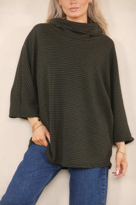 GEOMETRISCH PATROON GEBREIDE COLTRUI KHAKI