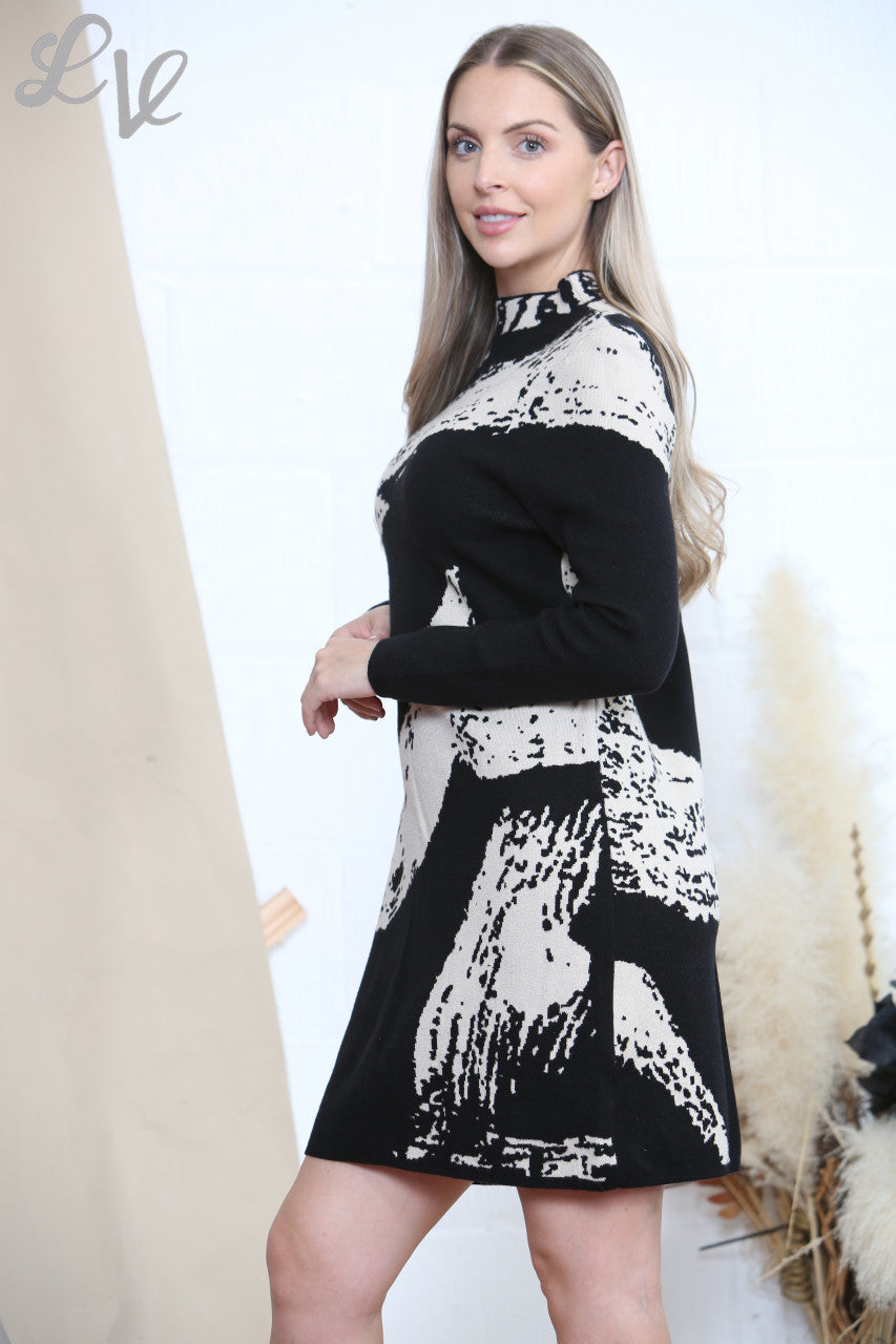 Ladies Knitted Abstract Print Dress Black
