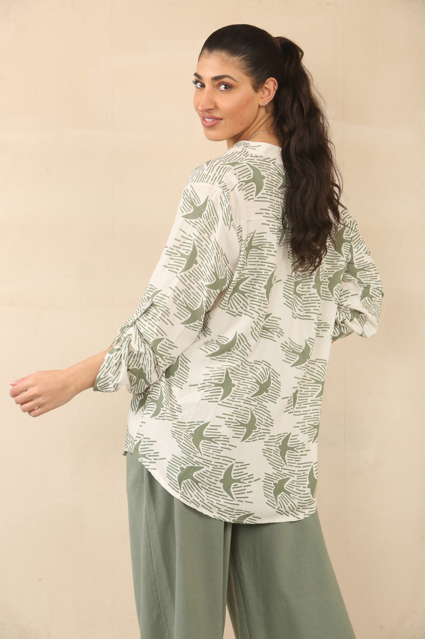 BLOUSE MET VOGELPRINT - KAKI