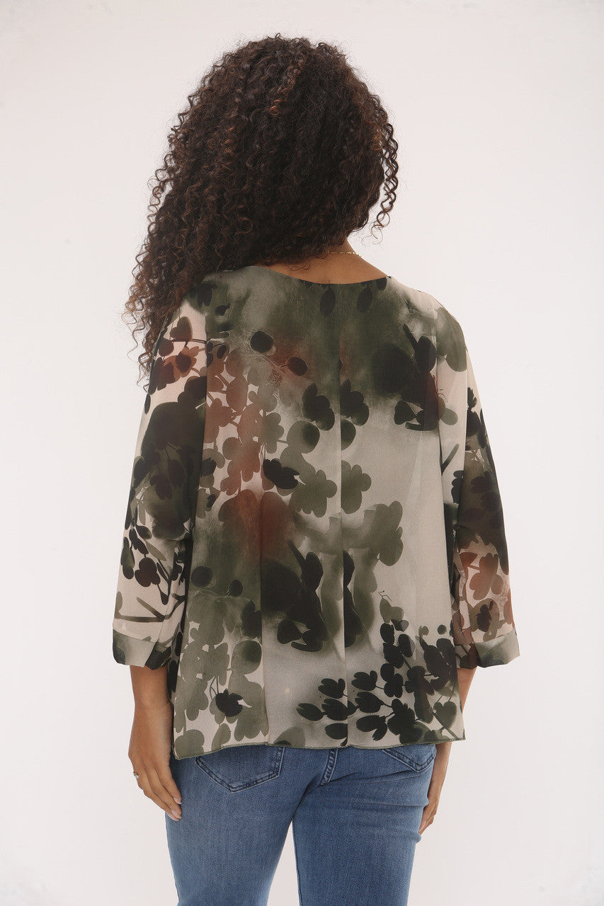 BLOUSE MET BLAADJESSILHOUET ABSTRACTE PRINT KHAKI