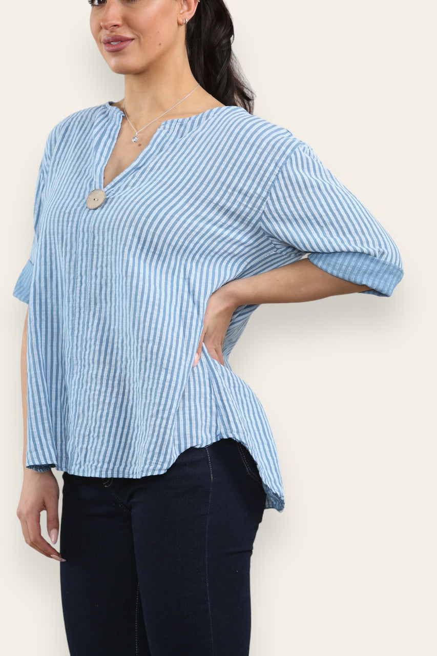 TOP MET STREEPJES EN GRANDAD KRAAG EN KNOPEN DENIM