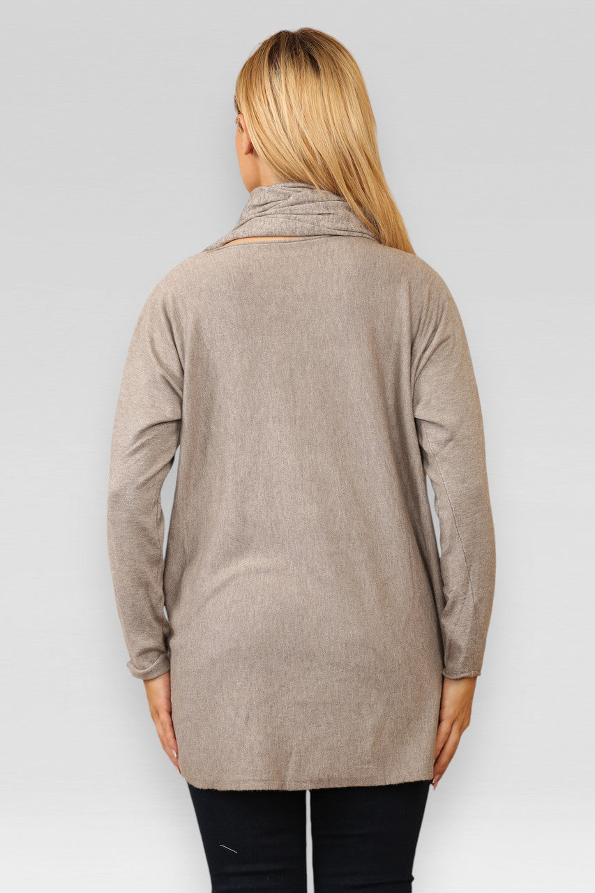 DIAMANTEN TRUI MET GLITTERBOORD EN BIJPASSENDE SJAAL TAUPE