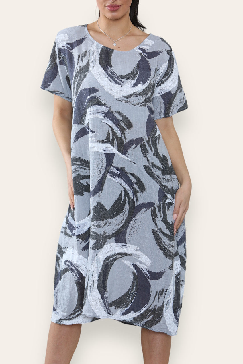 JURK MET SCHILDERSKWASTSTREEP PRINT EN MIDI LENGTE GRIJS