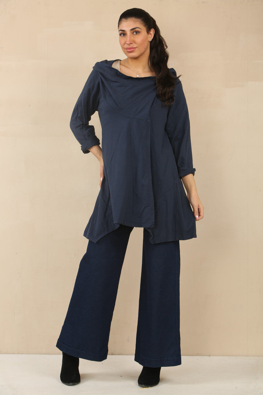TOP MET OVERSLAG EN KNOPEN - MARINEBLAUW
