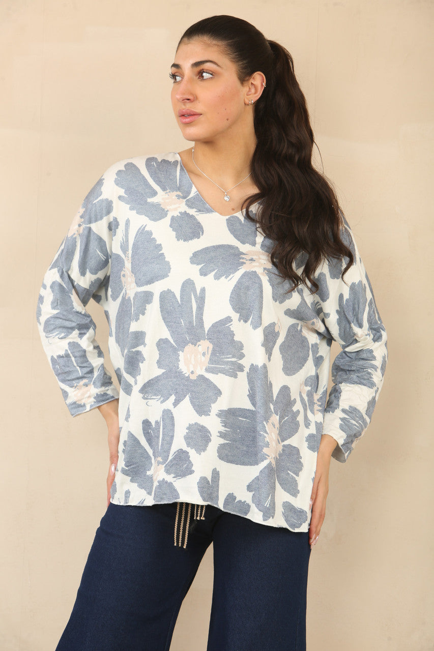 GEBLOEMDE TRUI MET MADELIEFJESPRINT - MARINEBLAUW