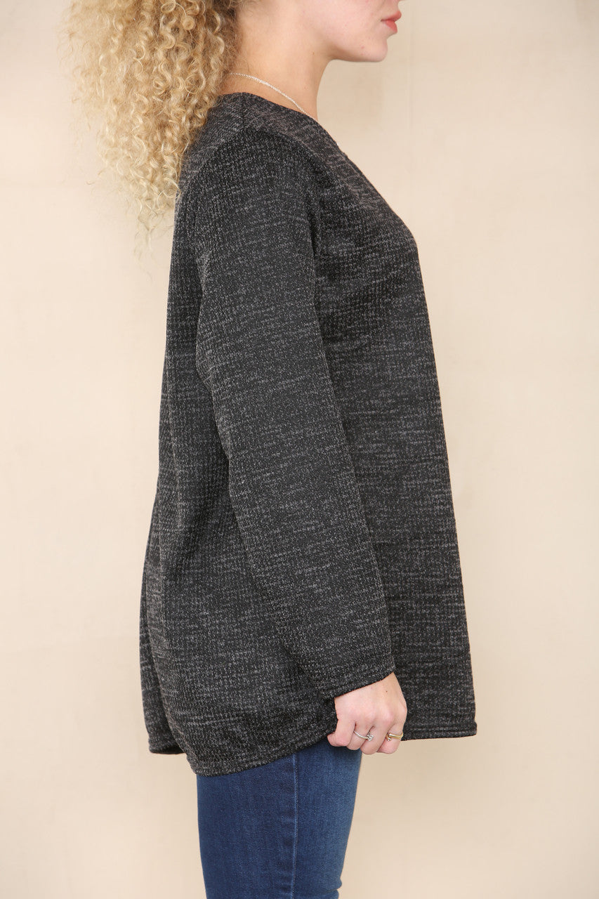 DOGTOOTH PRINT TOP BLACK