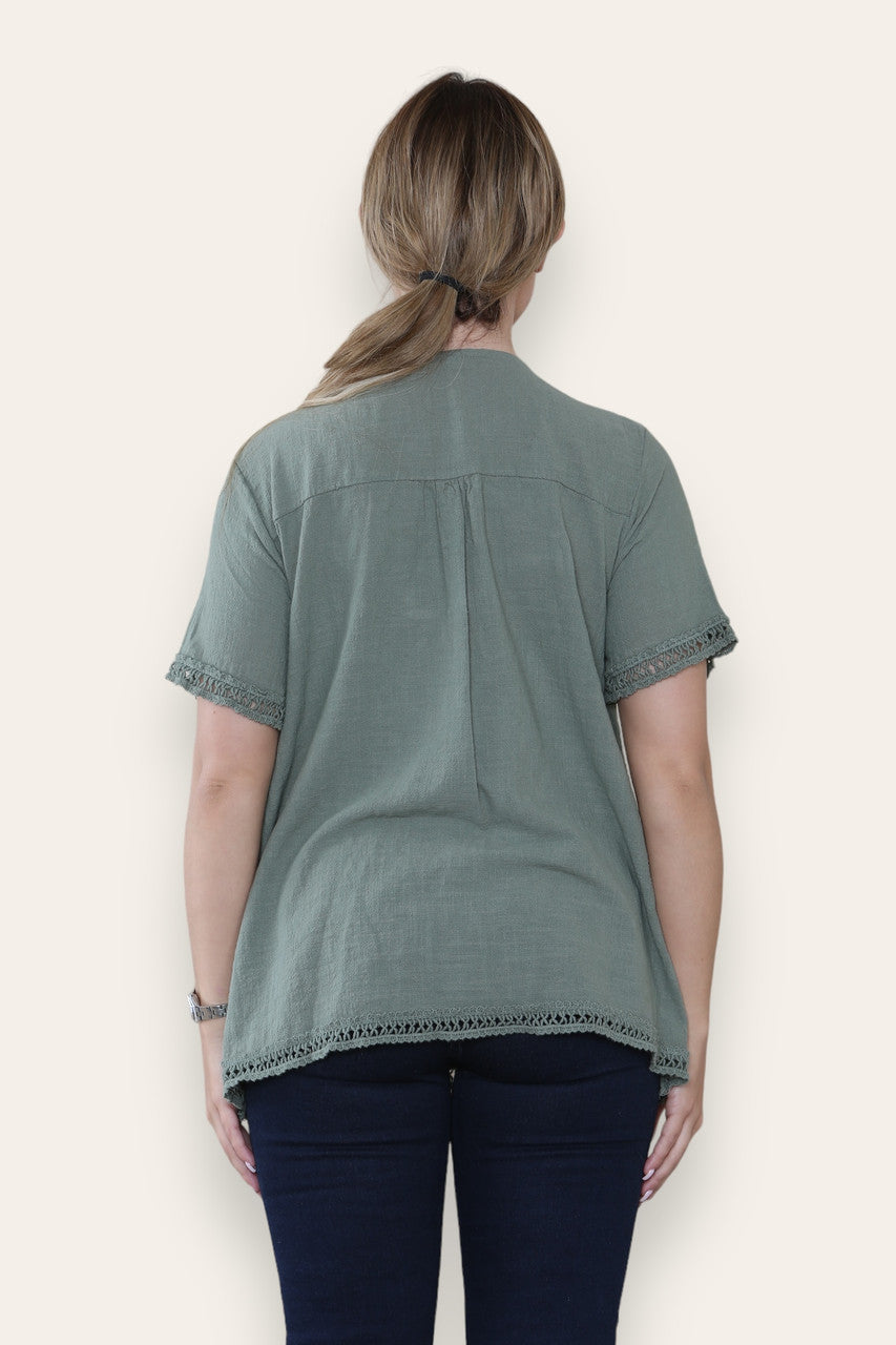 GEHAAKTE AFWERKING DETAIL TOP KAKI