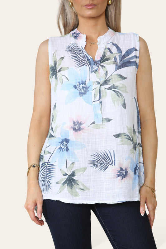 WITTE MOUWLOZE BLOES TOP MET TROPISCHE PRINT EN GRANDAD-KRAAG