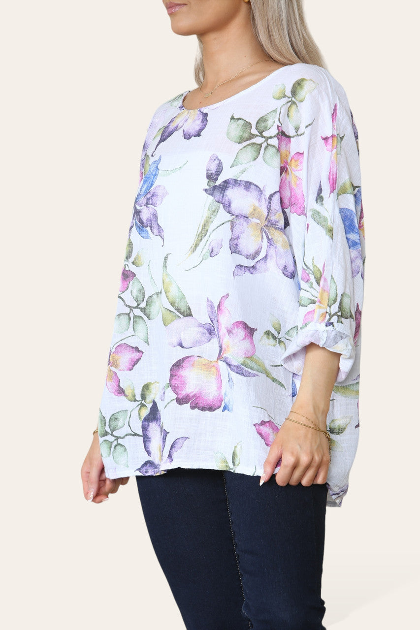 TOP MET BLOEMEN- EN VLINDERPRINT - WIT