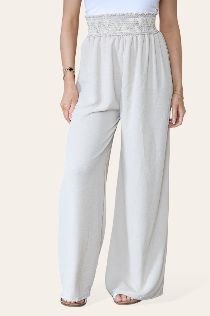 BROEK MET ZIGZAGDETAILS, DIKKE ELASTIEKE TAILLEBAND EN STEENKLEUR